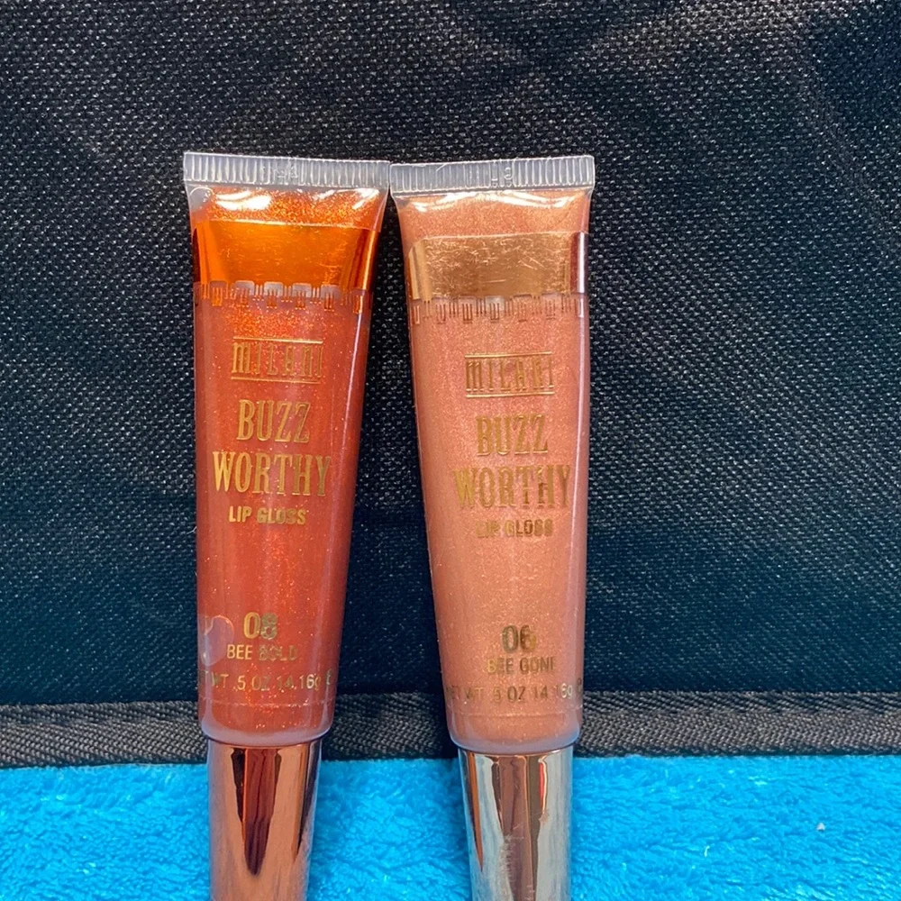 Milani Buzz Worth Lip Gloss